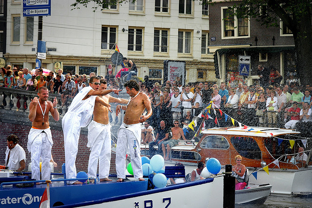 Foto: Canal Parade - Gay Pride - ©Dan Kamminga Wet - Flickr.com