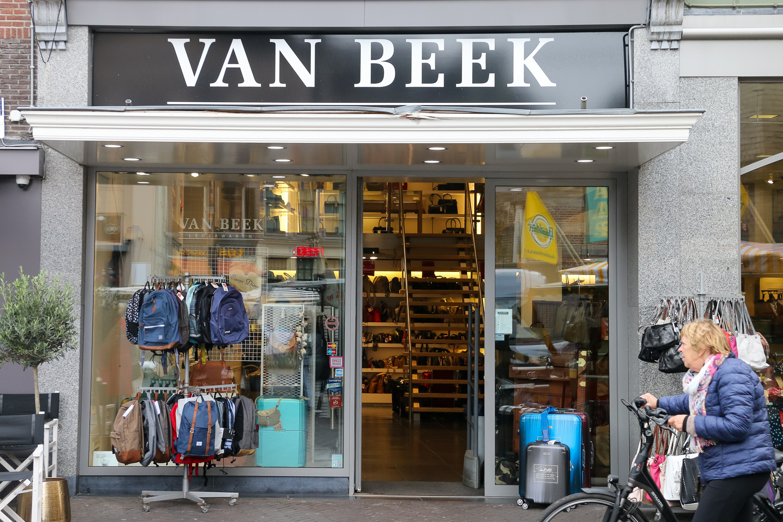 Van Beek sluit winkel op Markt - Focus